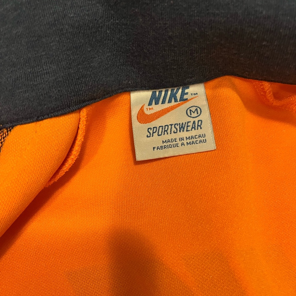 Nike jacket - Picture 4 of 4